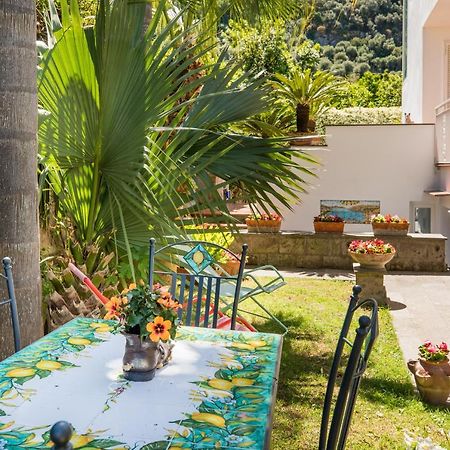 Casa Beatrice Bed & Breakfast Sorrento Eksteriør bilde