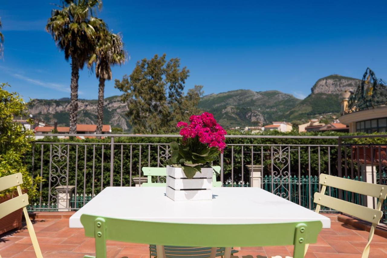 Casa Beatrice Bed & Breakfast Sorrento Eksteriør bilde